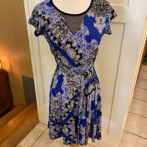 Fit & flare stretchy short sleeve dress